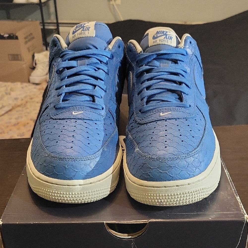 Nike Air Force 1 Low '07 LV8 Rare "Star Blue" (2016) Mens 10.5 Womens 12 EUC - Picture 4 of 10